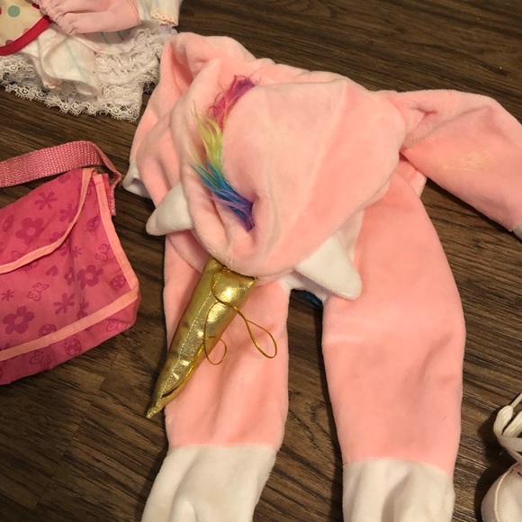 American girl wellie wishers Camille,baby clothes/shoes, unicorn onsie, hangers - Picture 14 of 16